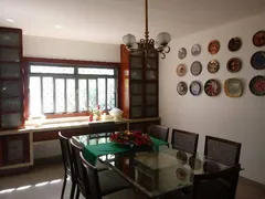 Casa com 3 Quartos à venda, 245m² no Saraiva, Uberlândia - Foto 4