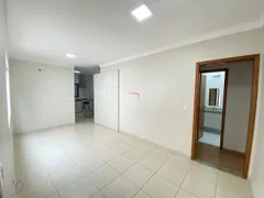 Casa de Condomínio com 3 Quartos à venda, 95m² no Jardim Sabara, Londrina - Foto 4