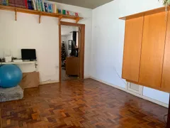 Casa com 3 Quartos para venda ou aluguel, 242m² no Medianeira, Porto Alegre - Foto 32