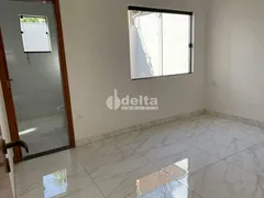 Casa com 2 Quartos à venda, 60m² no Jardim Canaã, Uberlândia - Foto 4