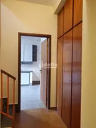 Casa com 3 Quartos à venda, 264m² no Santa Mônica, Uberlândia - Foto 7