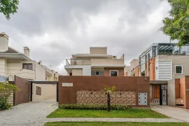 Casa de Condomínio com 3 Quartos à venda, 204m² no Bacacheri, Curitiba - Foto 1