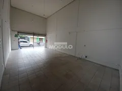 Loja / Salão / Ponto Comercial para alugar, 60m² no Presidente Roosevelt, Uberlândia - Foto 6