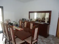 Casa Comercial com 4 Quartos para alugar, 283m² no Vila Nery, São Carlos - Foto 3