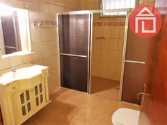 Fazenda / Sítio / Chácara com 4 Quartos à venda, 330m² no Guaripocaba, Bragança Paulista - Foto 23