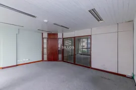 Conjunto Comercial / Sala para alugar, 69m² no Centro, Curitiba - Foto 3