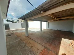 Casa com 3 Quartos para alugar, 221m² no Centro, Araraquara - Foto 20
