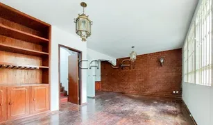 Casa com 4 Quartos para alugar, 255m² no Quebec, Londrina - Foto 3
