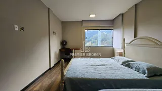 Casa de Condomínio com 4 Quartos para venda ou aluguel, 300m² no Granja Comary, Teresópolis - Foto 24