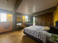 Casa com 4 Quartos à venda, 266m² no Parque do Ingá, Teresópolis - Foto 10