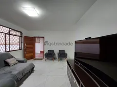 Casa com 4 Quartos à venda, 245m² no Coração Eucarístico, Belo Horizonte - Foto 5