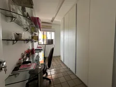 Apartamento com 4 Quartos para alugar, 180m² no Espinheiro, Recife - Foto 7