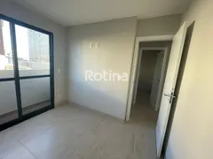 Apartamento com 3 Quartos à venda, 67m² no Umuarama, Uberlândia - Foto 7
