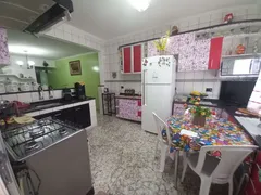 Sobrado com 3 Quartos à venda, 200m² no VILA NOSSA SENHORA DAS VITORIAS, Mauá - Foto 16