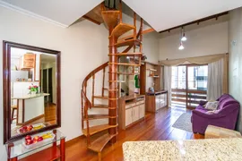 Casa com 2 Quartos para alugar, 246m² no Menino Deus, Porto Alegre - Foto 1
