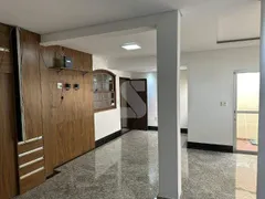 Casa com 4 Quartos à venda, 330m² no Alvorada, Contagem - Foto 2