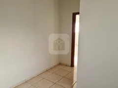 Casa com 2 Quartos à venda, 67m² no Jardim Holanda, Uberlândia - Foto 9