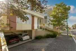 Casa de Condomínio com 3 Quartos à venda, 350m² no Santa Cândida, Curitiba - Foto 2