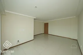 Apartamento com 3 Quartos à venda, 108m² no Village Santa Helena, Volta Redonda - Foto 2