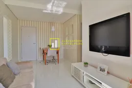 Apartamento com 2 Quartos para alugar, 52m² no Vila Rica, Sorocaba - Foto 8