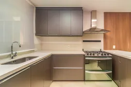 Apartamento com 4 Quartos para alugar, 220m² no Centro, Balneário Camboriú - Foto 7