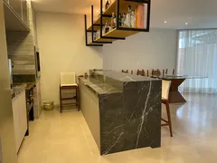 Casa de Condomínio com 3 Quartos para alugar, 270m² no Água Verde, Curitiba - Foto 32