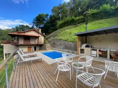 Casa de Condomínio com 3 Quartos para venda ou aluguel, 150m² no Itaipava, Petrópolis - Foto 1