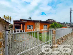 Casa com 3 Quartos à venda, 186m² no Guanabara, Joinville - Foto 2