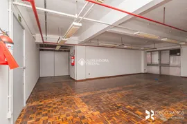 Conjunto Comercial / Sala para alugar, 242m² no Centro Histórico, Porto Alegre - Foto 1