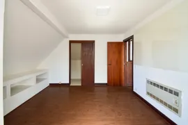 Casa com 1 Quarto à venda, 405m² no Tarumã, Curitiba - Foto 35
