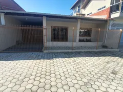 Casa com 2 Quartos para alugar, 80m² no Ilhota, Itapema - Foto 1