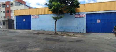 Galpão / Depósito / Armazém para alugar, 360m² no Camargos, Belo Horizonte - Foto 1