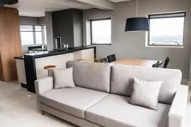 Apartamento com 2 Quartos para alugar, 163m² no Centro, Curitiba - Foto 1