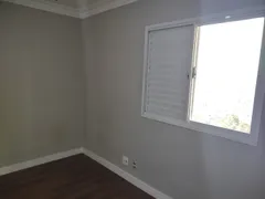 Apartamento com 3 Quartos para alugar, 70m² no Jardim Maria Rosa, Taboão da Serra - Foto 17