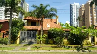Casa com 3 Quartos à venda, 220m² no Praia Grande, Torres - Foto 1