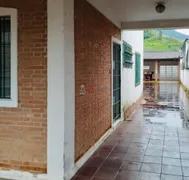 Casa com 5 Quartos à venda, 232m² no Centro, Caraguatatuba - Foto 2