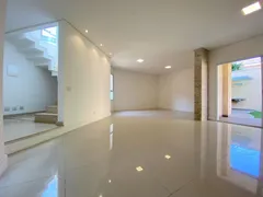 Casa de Condomínio com 4 Quartos à venda, 253m² no Jardim Prudência, São Paulo - Foto 2