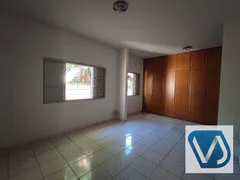 Casa com 3 Quartos à venda, 200m² no Jardim Aeroporto, Londrina - Foto 17