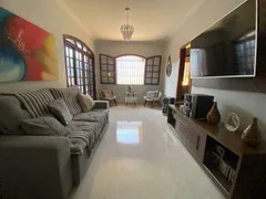 Casa com 3 Quartos à venda, 180m² no Palmeiras, Belo Horizonte - Foto 1