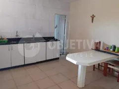 Casa com 4 Quartos à venda, 357m² no Bom Jesus, Uberlândia - Foto 6