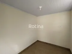 Casa com 3 Quartos à venda, 102m² no Osvaldo Rezende, Uberlândia - Foto 13