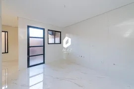 Casa com 4 Quartos à venda, 197m² no Novo Mundo, Curitiba - Foto 21