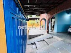 Casa com 4 Quartos à venda, 252m² no Parque Jardim Soli, Pedro Leopoldo - Foto 2
