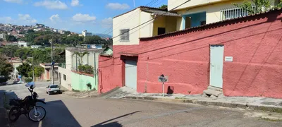Casa com 3 Quartos para alugar, 400m² no Alto dos Pinheiros, Belo Horizonte - Foto 40