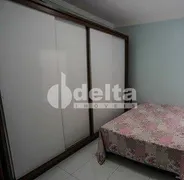 Casa com 3 Quartos à venda, 158m² no Santa Mônica, Uberlândia - Foto 4