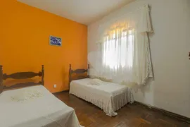 Casa com 3 Quartos à venda, 360m² no Vera Cruz, Contagem - Foto 13