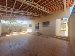 Casa com 2 Quartos à venda, 180m² no Residencial Buriti, Senador Canedo - Foto 2
