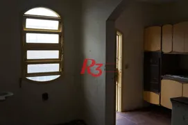 Casa com 3 Quartos para alugar, 610m² no Gonzaga, Santos - Foto 13