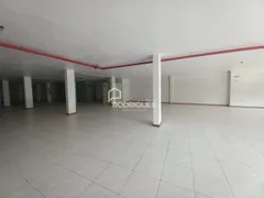 Loja / Salão / Ponto Comercial para alugar, 400m² no Centro, Portão - Foto 10