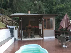 Casa com 5 Quartos à venda, 400m² no Quebra Frascos, Teresópolis - Foto 4